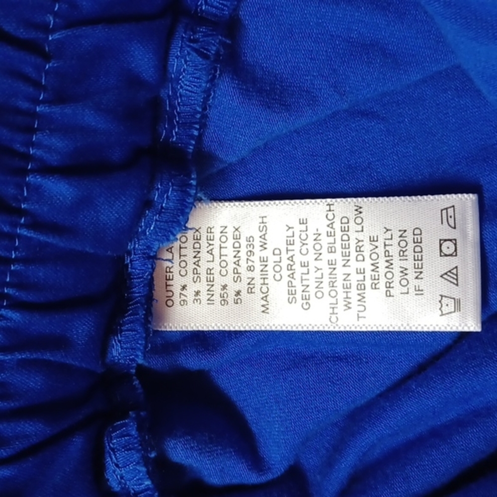 Susan Graver skort blue plus size 2X. Pull‎ on waist and long shorts under - Picture 6 of 9